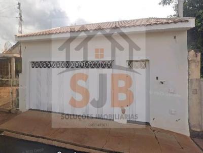 Casa para Venda, em So Joaquim da Barra, bairro CENTRO, 2 dormitrios, 2 banheiros, 1 sute, 2 vagas